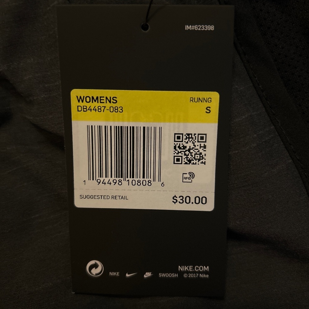 Nike shorts - Picture 2 of 2